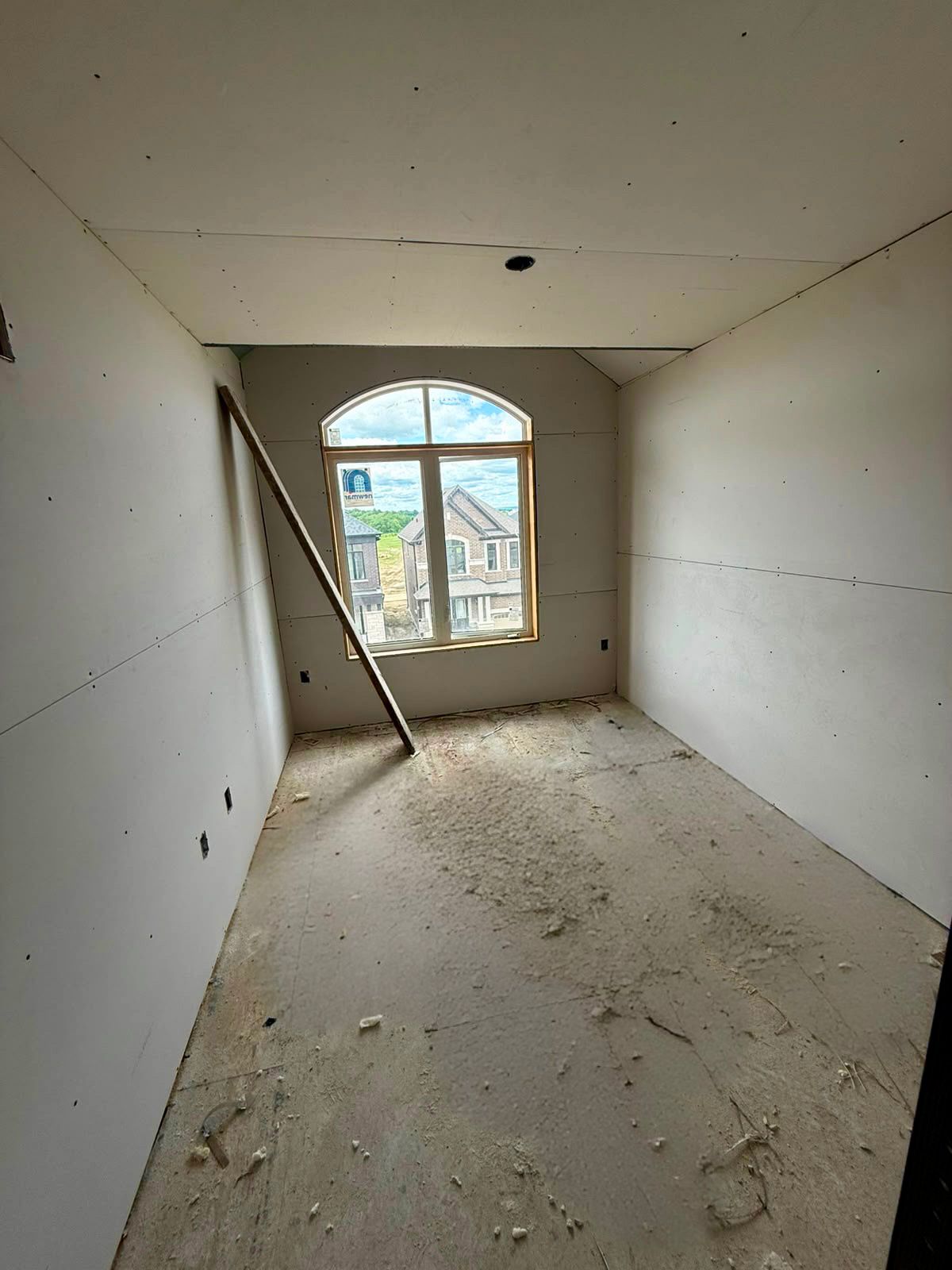 Professional drywall contractor in North York and Scarborough
