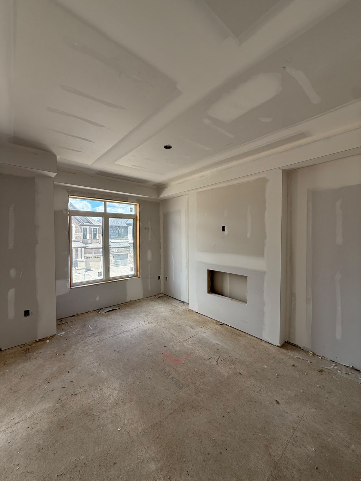 Expert drywall finishing and taping in Brampton by Great North